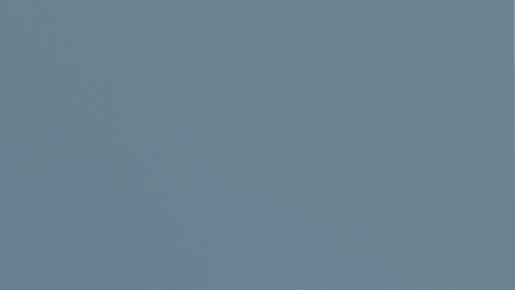 [Wireless Charger] 3in 1 Wireless Charger, Time Temperature Display, Alarm Clock for Bedroom Desk, Charging Dock Station for iPhone 16 15 14 13 12 11 Pro Max/Mini/Plus/XR/X/8 AirPods 2/3/4/Pro/Pro 2, AirPods 4/3/Pro/2, for Sa